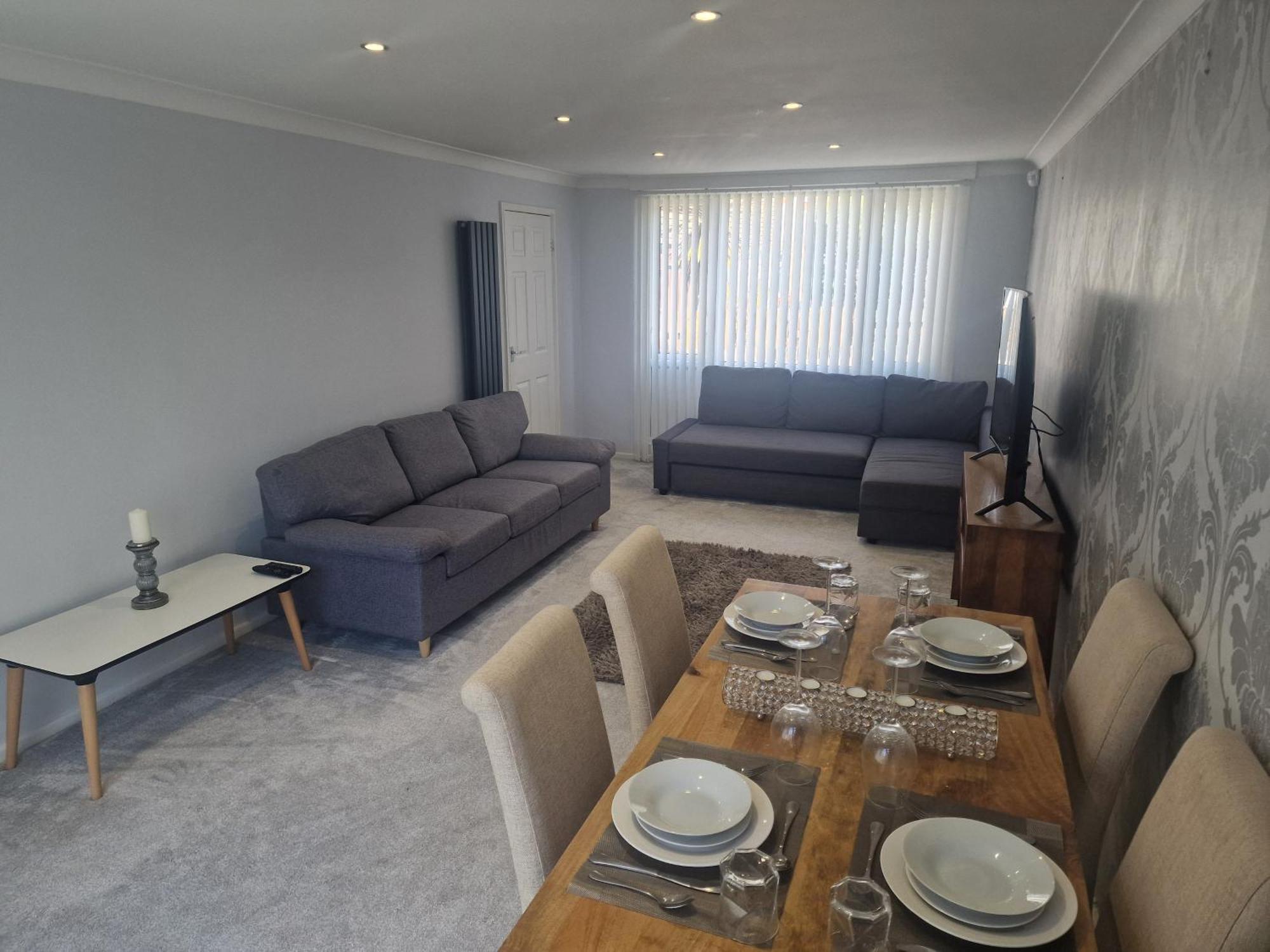 Stylish & Modern 2 Bed House With Free Parking Leeds Apartment Лийдс Екстериор снимка