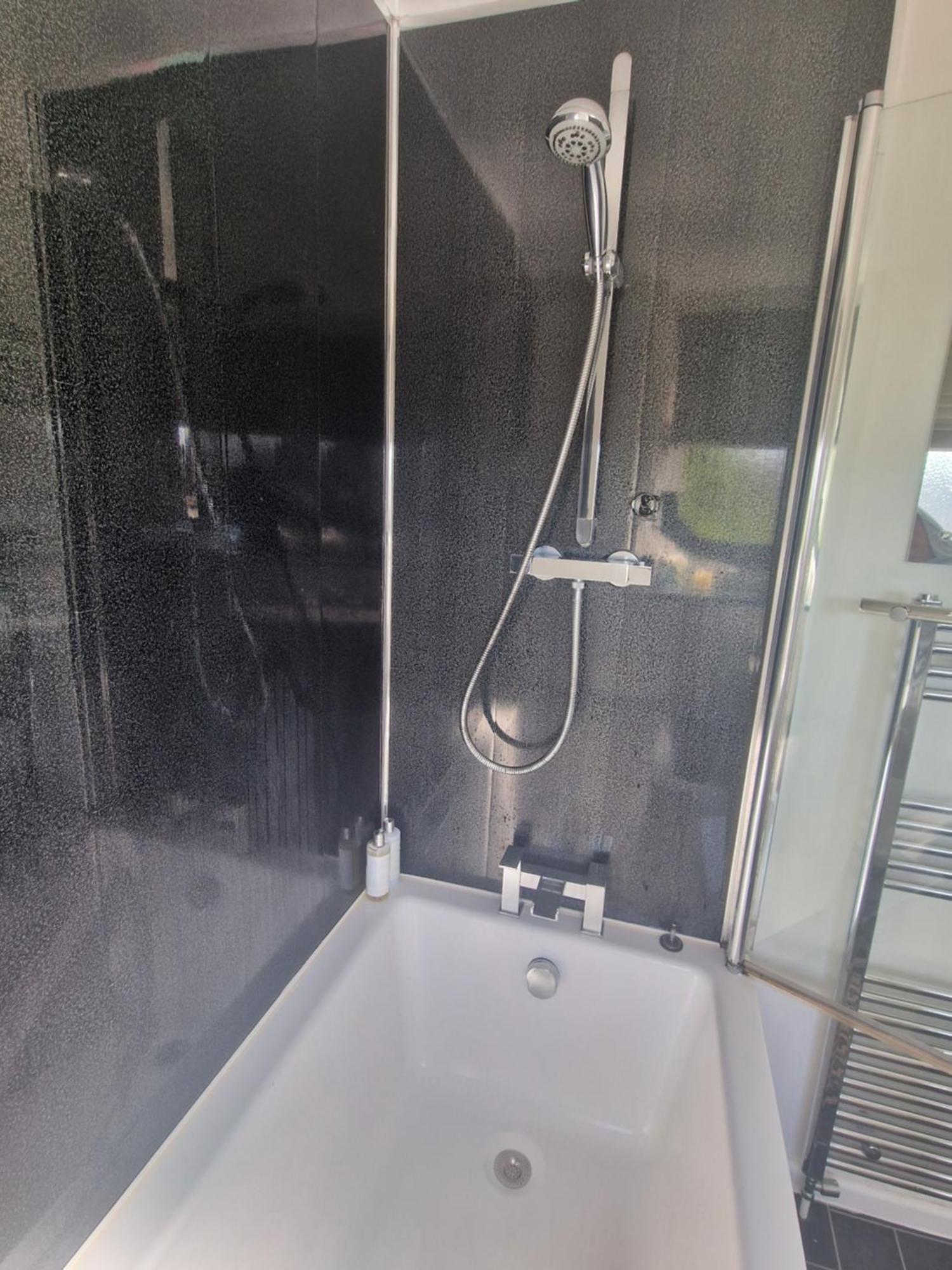 Stylish & Modern 2 Bed House With Free Parking Leeds Apartment Лийдс Екстериор снимка